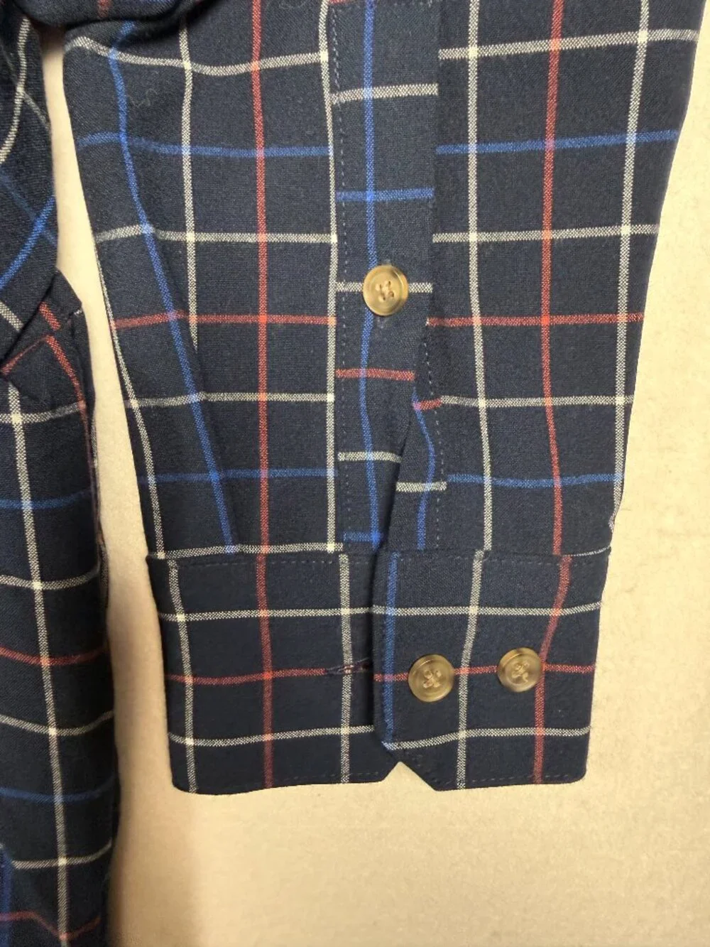 Mizzen + Main Men's Shirt Large Standard Fit Navy Blue Plaid Performance EUC